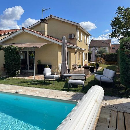 Villa Individuelle - Шасю Екстериор снимка